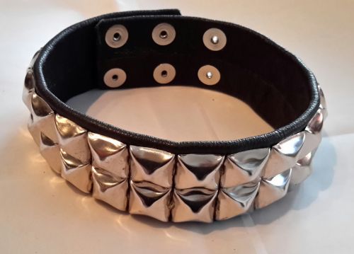 Leather Bicep Strap, 2 Row Lge Pyramid studs.